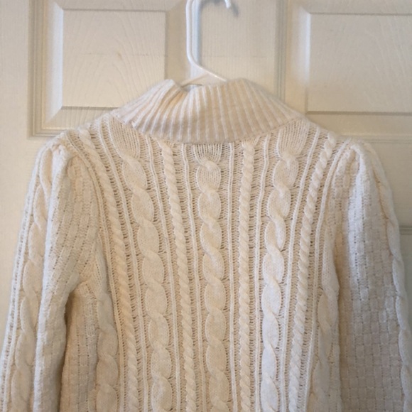 Cream Puff Sleeve Knit Sweater - Picture 9 of 9